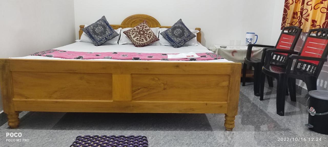 Hotel Neel Dipayan Bāghmundi Екстериор снимка